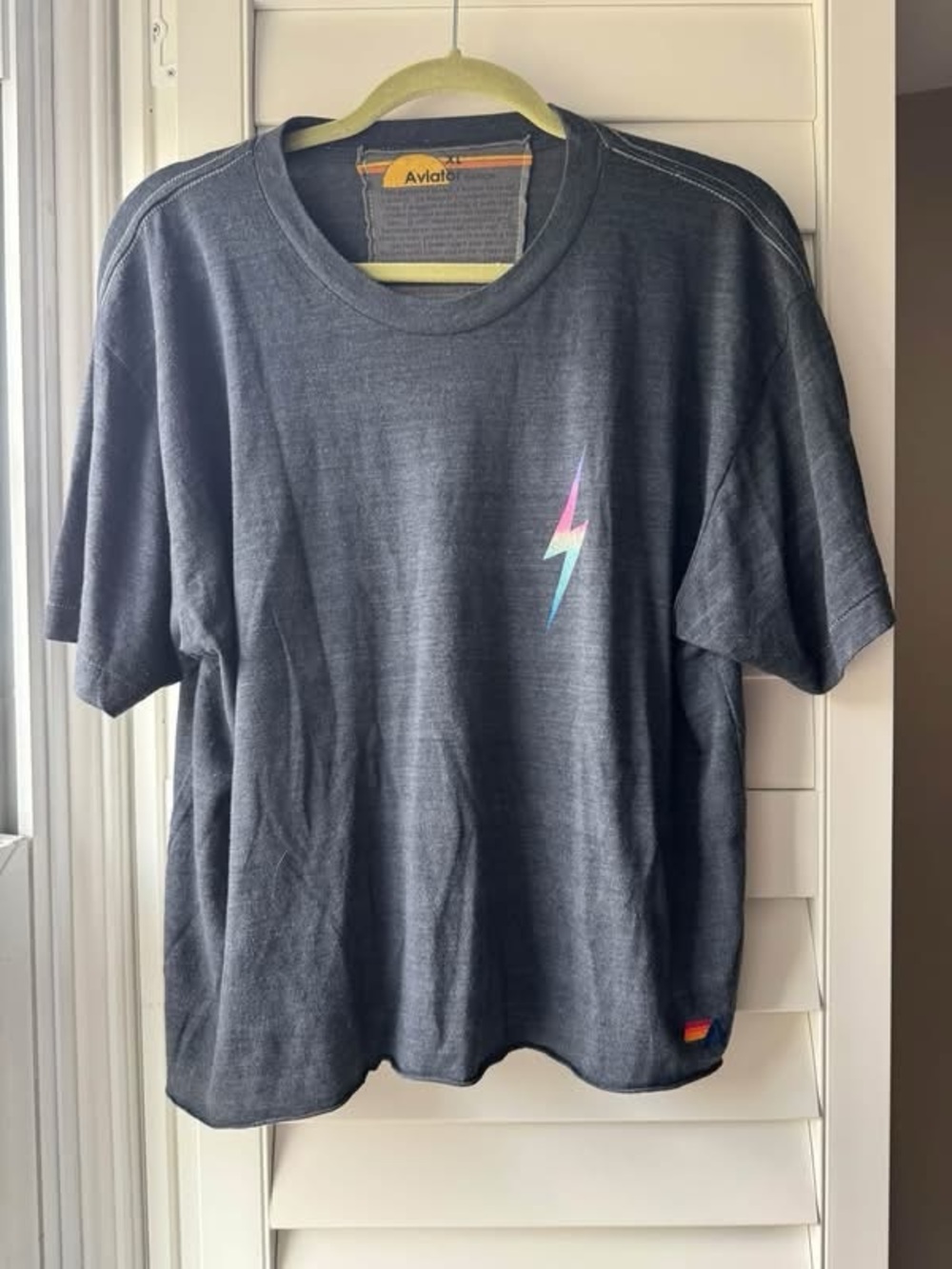 Aviator Nation heather Black / dark blue gray Tee Rainbow Lightning Bolt XL VGUC